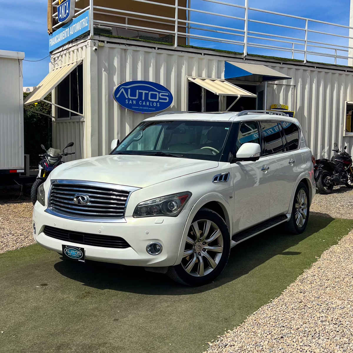 Infiniti QX80 2014