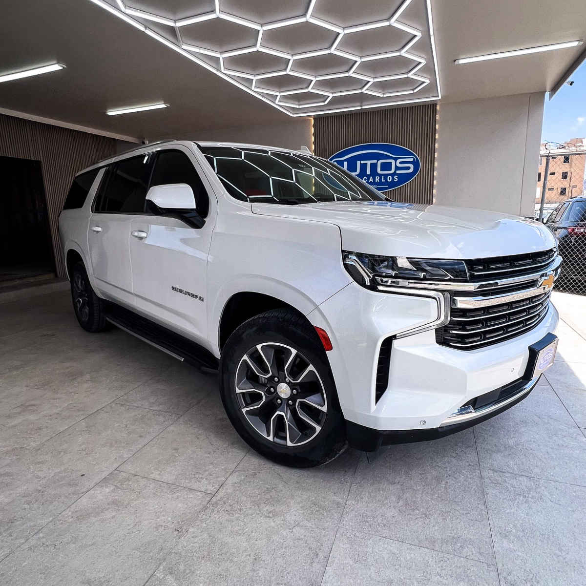 Chevrolet Suburban 2023