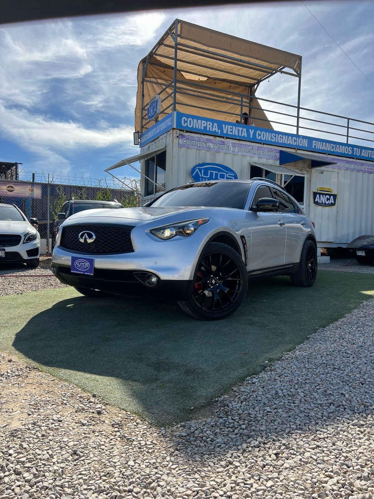 Infiniti QX70 2017