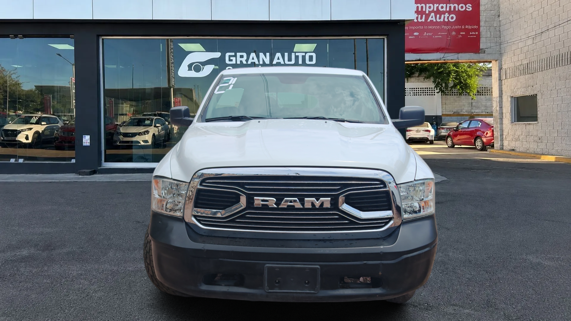 RAM 1500 CREW CAB SLT 4X4 V6 2021