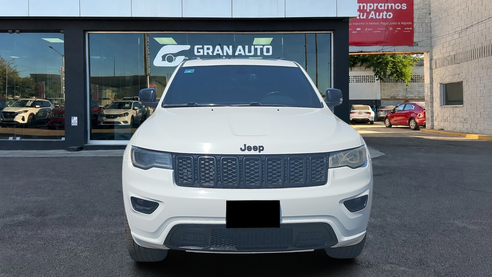 GRAND CHEROKEE LMT LUJO 4X4 V8