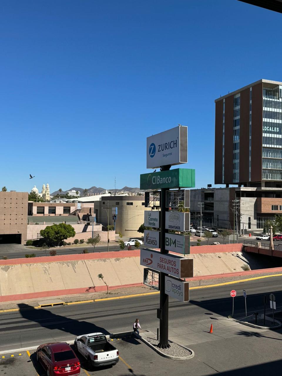 Plaza Comercial en Venta — Plaza Del Rio